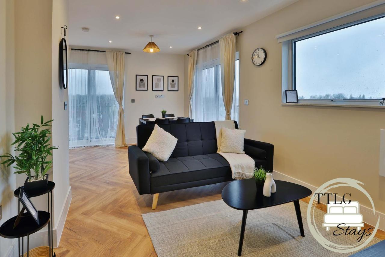 Newly-Built Urban Retreat By Ttlg Stays Rickmansworth Exterior photo